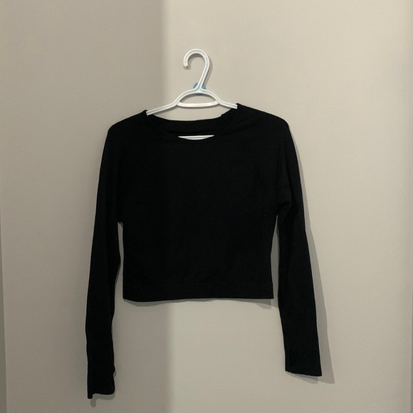 Aéropostale long sleeve crop top, black size L - Picture 1 of 3
